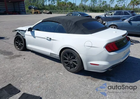 2019 Ford Mustang Ecoboost z USA, uszkodzony, nr VIN 1FATP8UHXK5205196